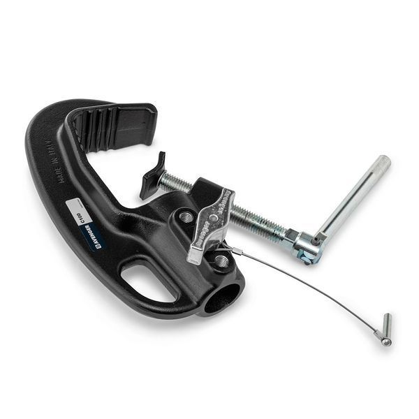 Avenger C100 затискач Junior Pipe Clamp with Tommy Bar and Pad 9907 фото